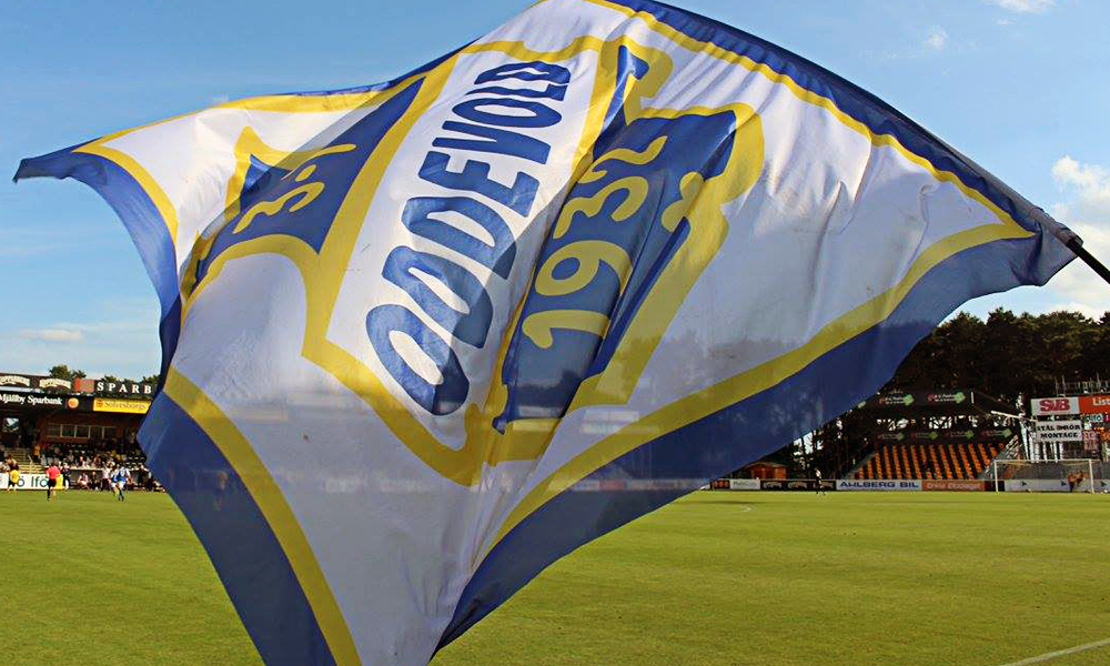 Supporterflagga på Strandvallen. FOTO: Susann Sannefjäll