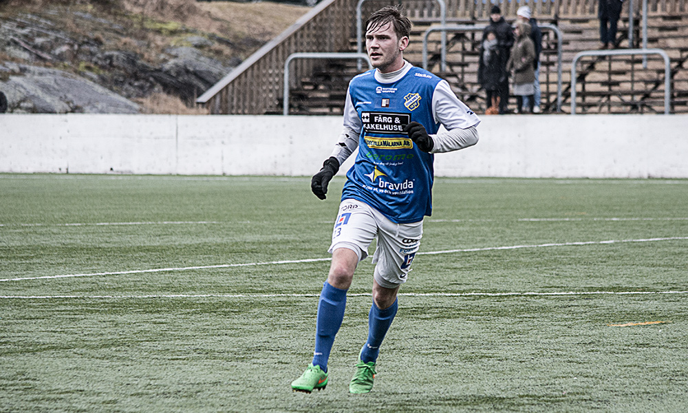 Bragi Bergsson i träningsmatch mot Sävedalens IF. FOTO: Tomas Sandström