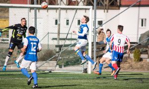 Felix Pettersson i träningsmatch mot norska KVIK Halden. FOTO: Tomas Sandström